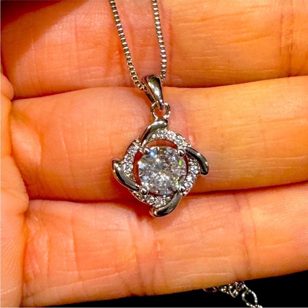Sophisticated Silver Geometric Crystal Pendant Necklace